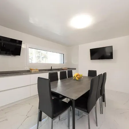 Esclusiva Frontemare In Tana Della Volpe 2 Villa Lignano Sabbiadoro