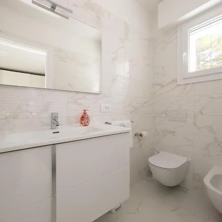 Esclusiva Frontemare In Tana Della Volpe 2 *